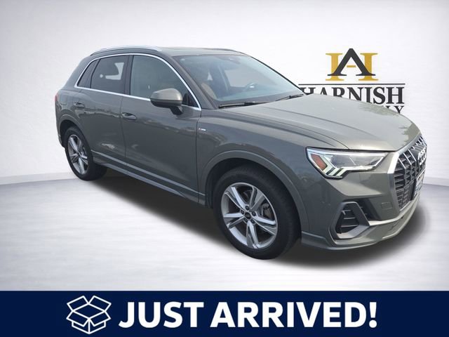 Used 2023 Audi Q3 2.0T Premium w/ Convenience Package image 1