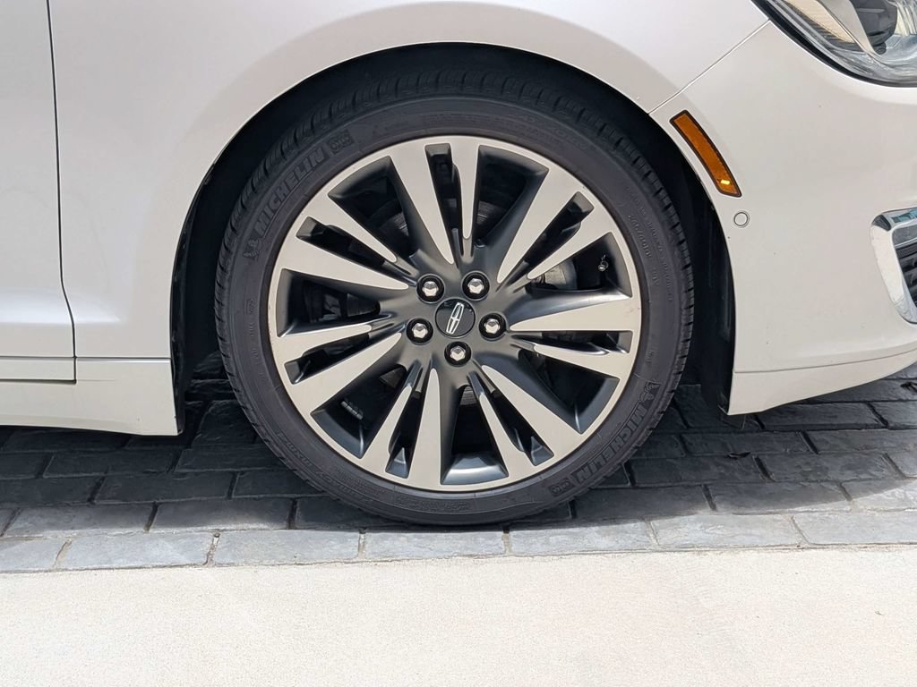 Certified 2019 Lincoln MKZ Reserve AWD/4WD image 12