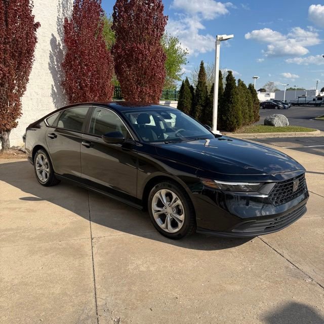 Certified 2023 Honda Accord LX image 6