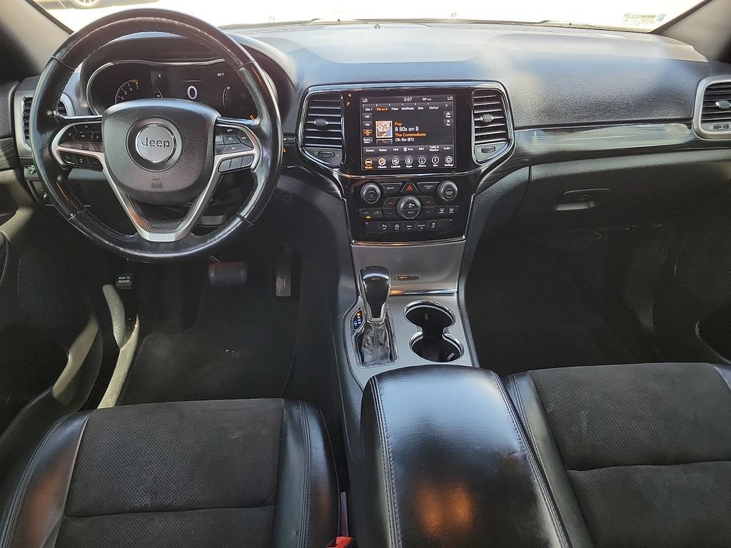 Used 2020 Jeep Grand Cherokee Altitude RWD image 21