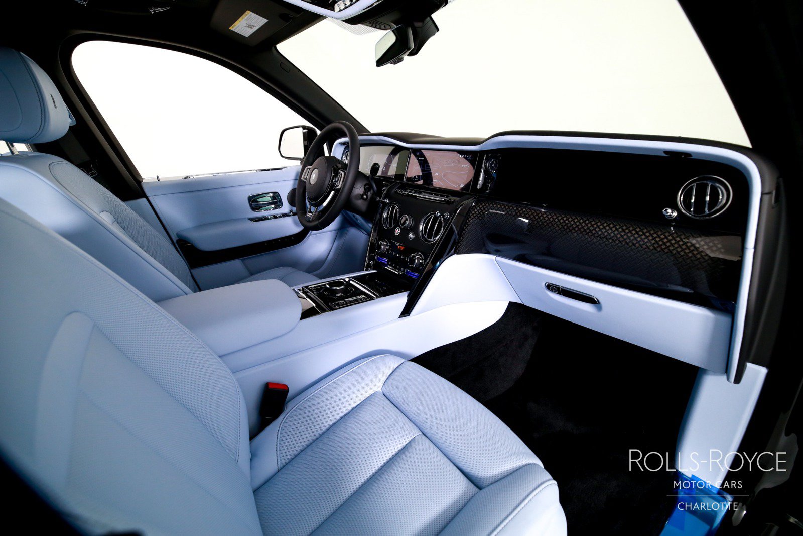 New 2027 Rolls-Royce Cullinan Black Badge AWD/4WD image 34