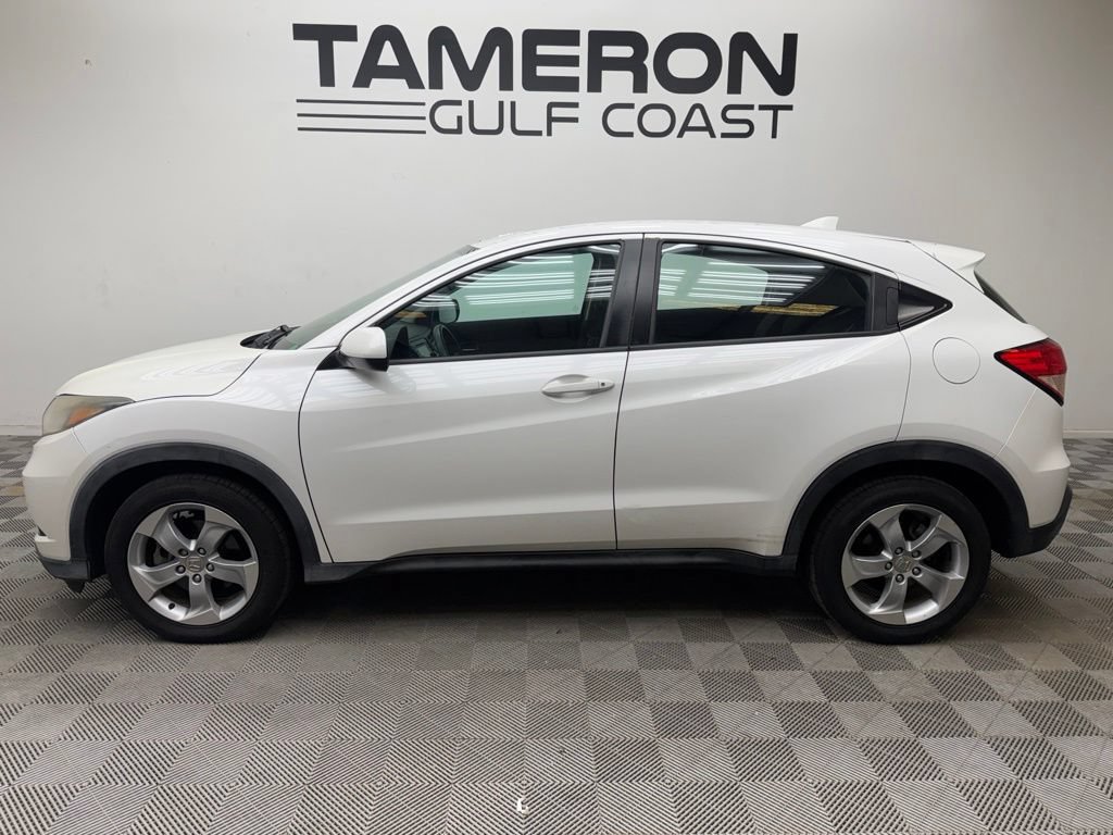 Used 2016 Honda HR-V LX image 6