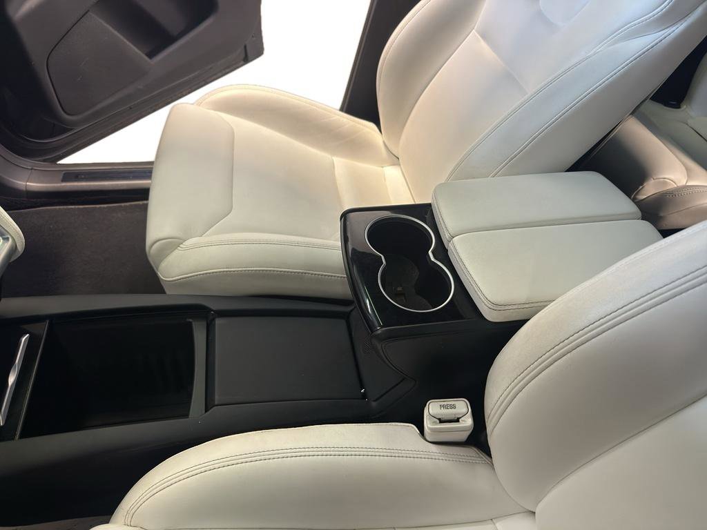 Used 2016 Tesla Model X AWD/4WD image 15