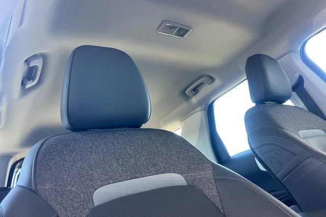 Used 2025 Ford Bronco Sport Badlands image 19