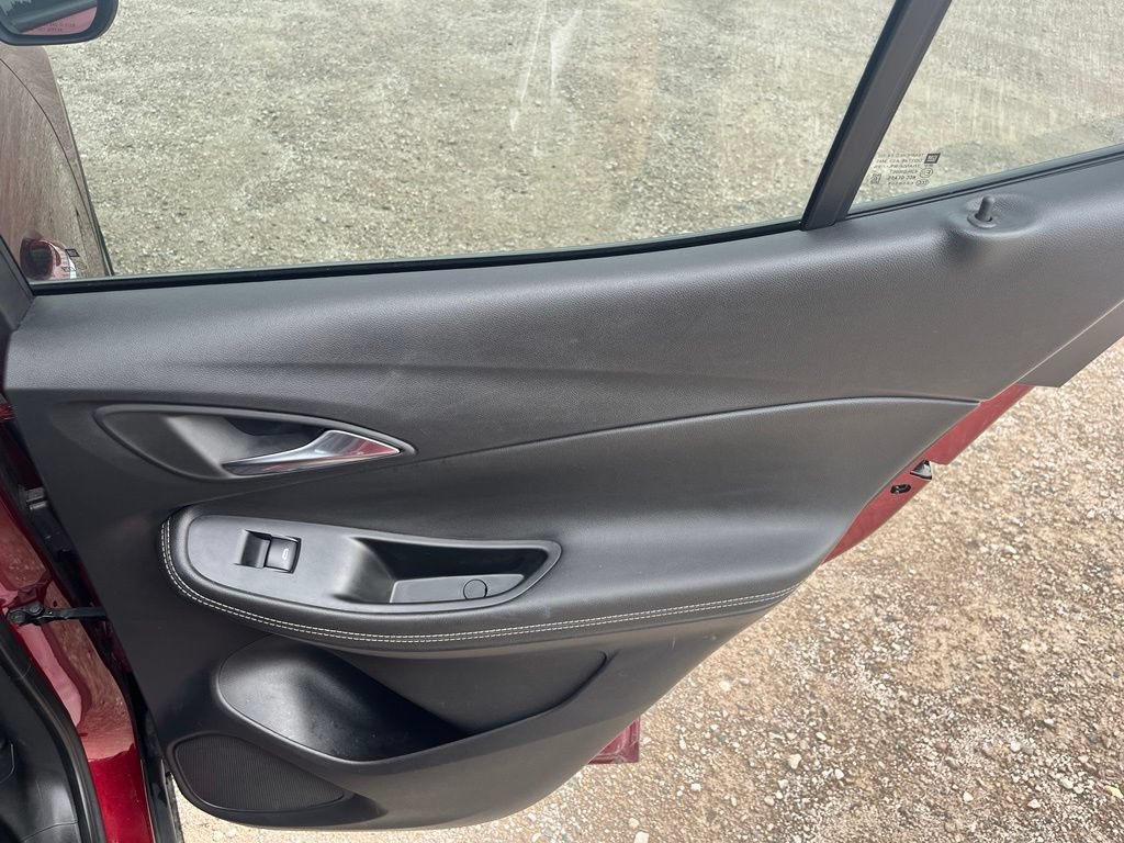 Used 2024 Buick Encore GX Preferred FWD image 31