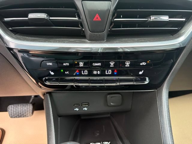 Certified 2024 Buick Encore GX Avenir w/ Avenir Technology Package AWD/4WD image 25