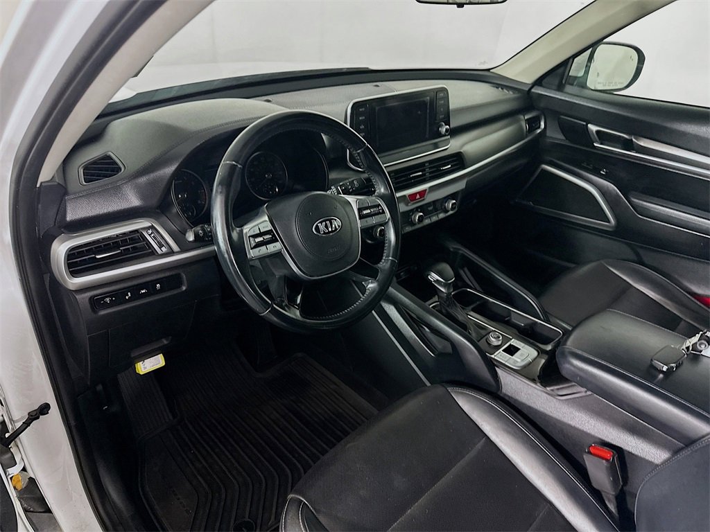 Used 2020 Kia Telluride LX image 28