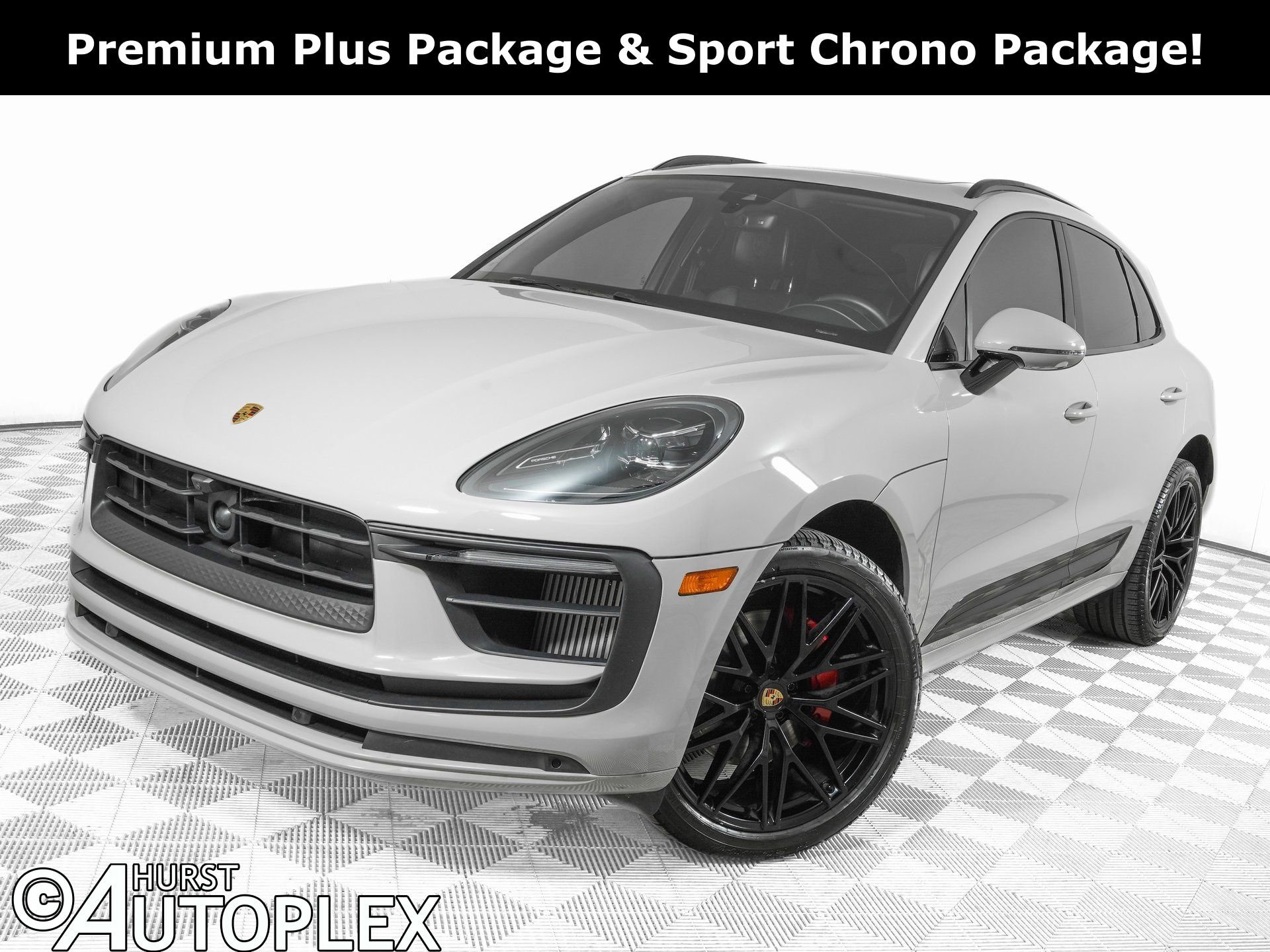 Used 2024 Porsche Macan S image 1