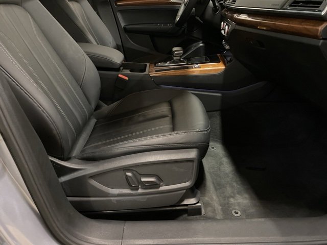 Used 2023 Audi Q5 2.0T Premium w/ Convenience Package image 83