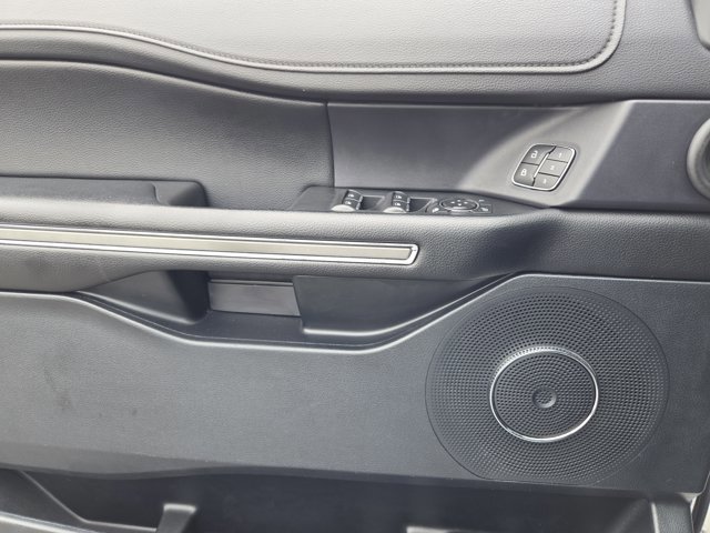 Certified 2021 Ford Expedition Max XLT image 20