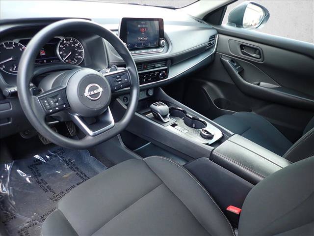 Used 2024 Nissan Rogue S AWD/4WD image 10