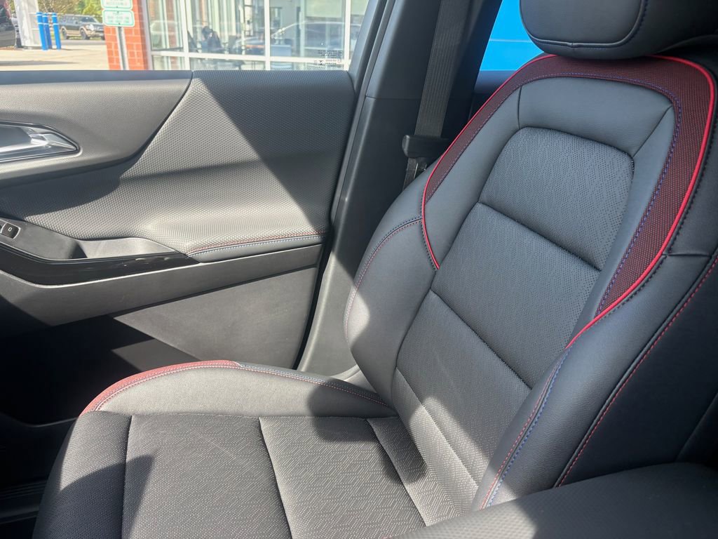 New 2026 Chevrolet Equinox RS w/ Safety and Technology Package image 11