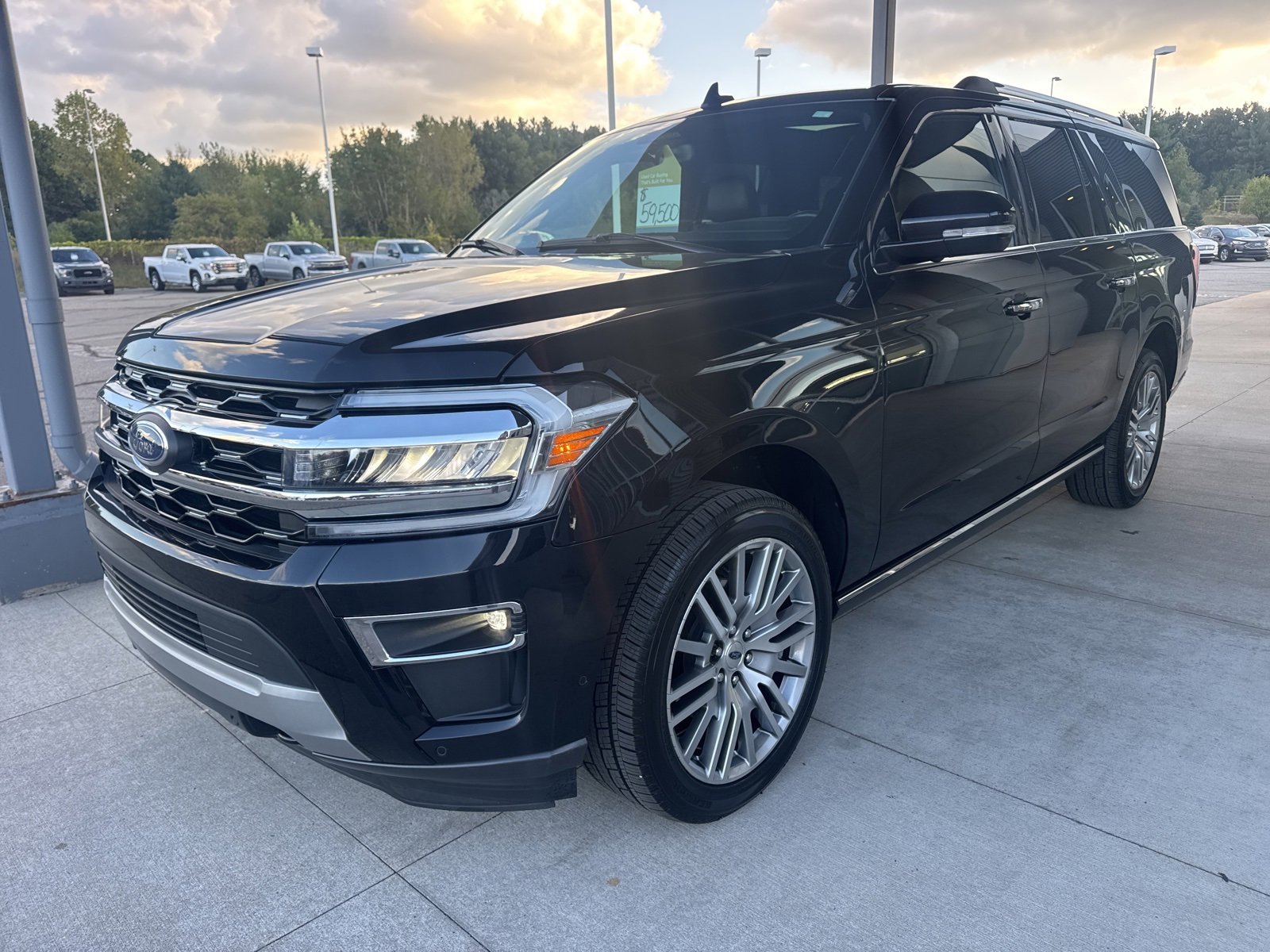 Certified 2022 Ford Expedition Max Limited image 3