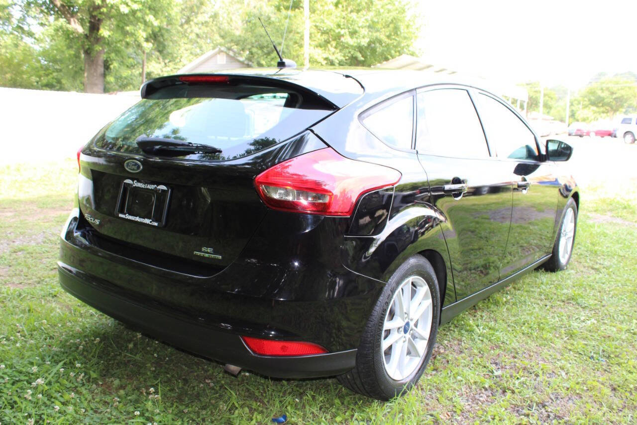Used 2016 Ford Focus SE image 7