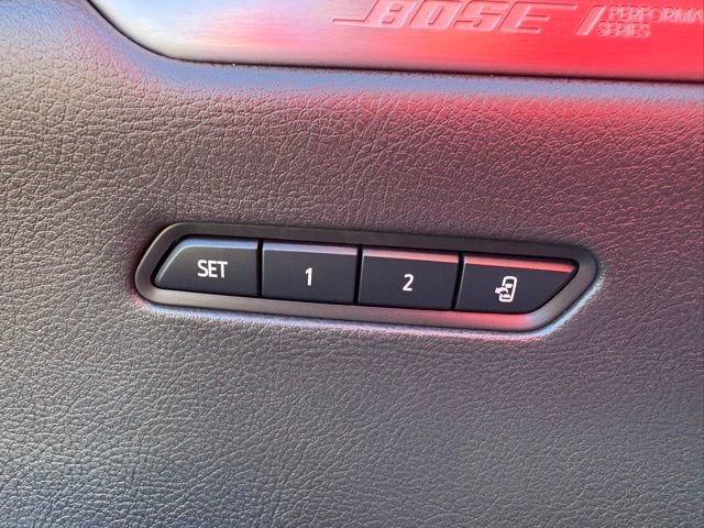 Used 2024 Cadillac XT6 Premium Luxury w/ Technology Package image 24