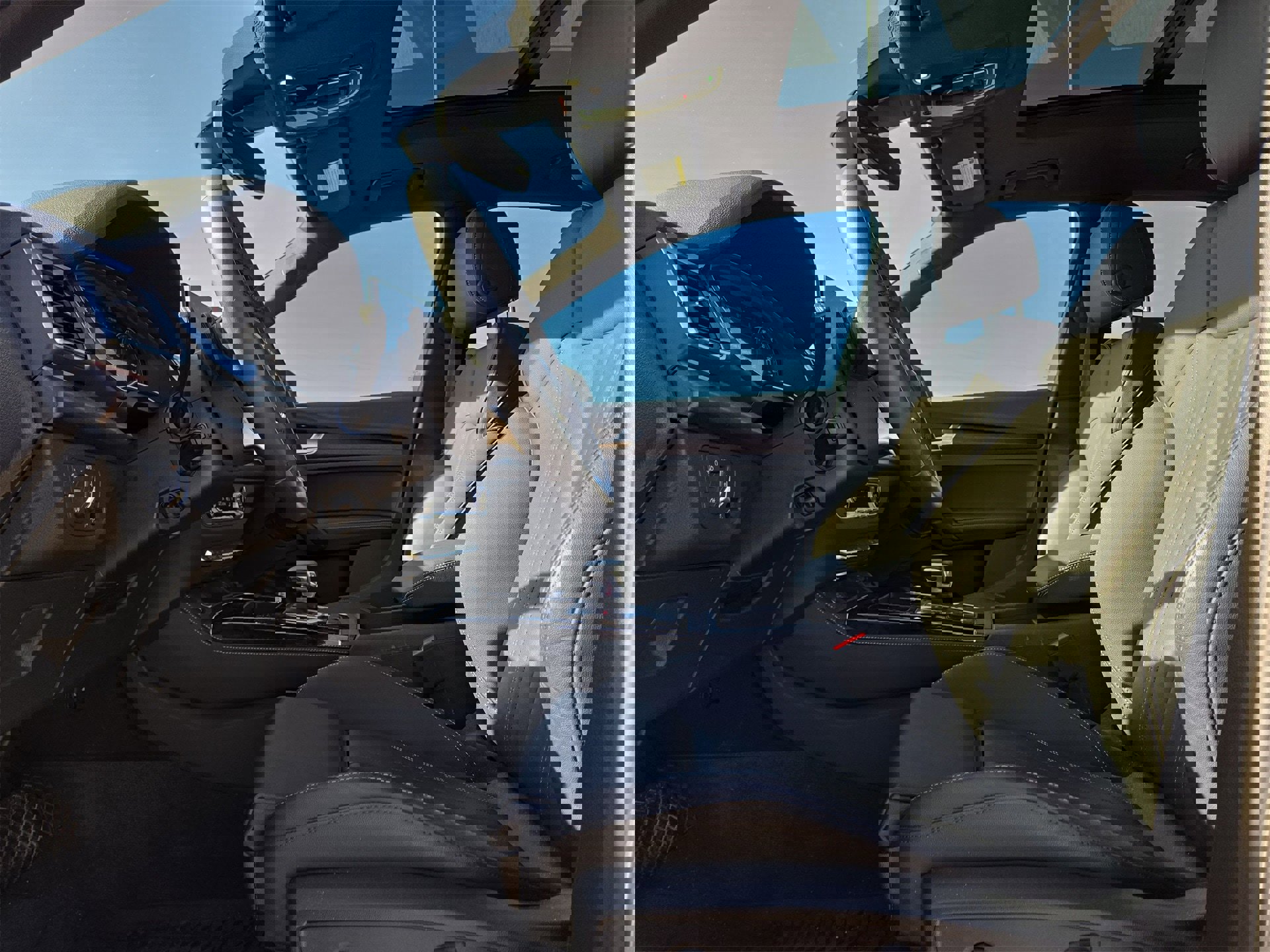 Used 2025 Audi Q5 2.0T Premium Plus w/ Premium Plus Package image 16