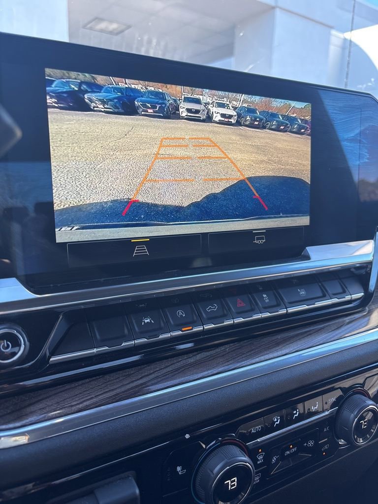 Used 2025 Chevrolet Silverado 1500 LT image 17