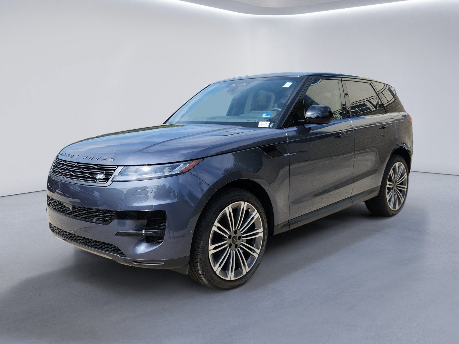 New 2026 Land Rover Range Rover Sport SE AWD/4WD image 2