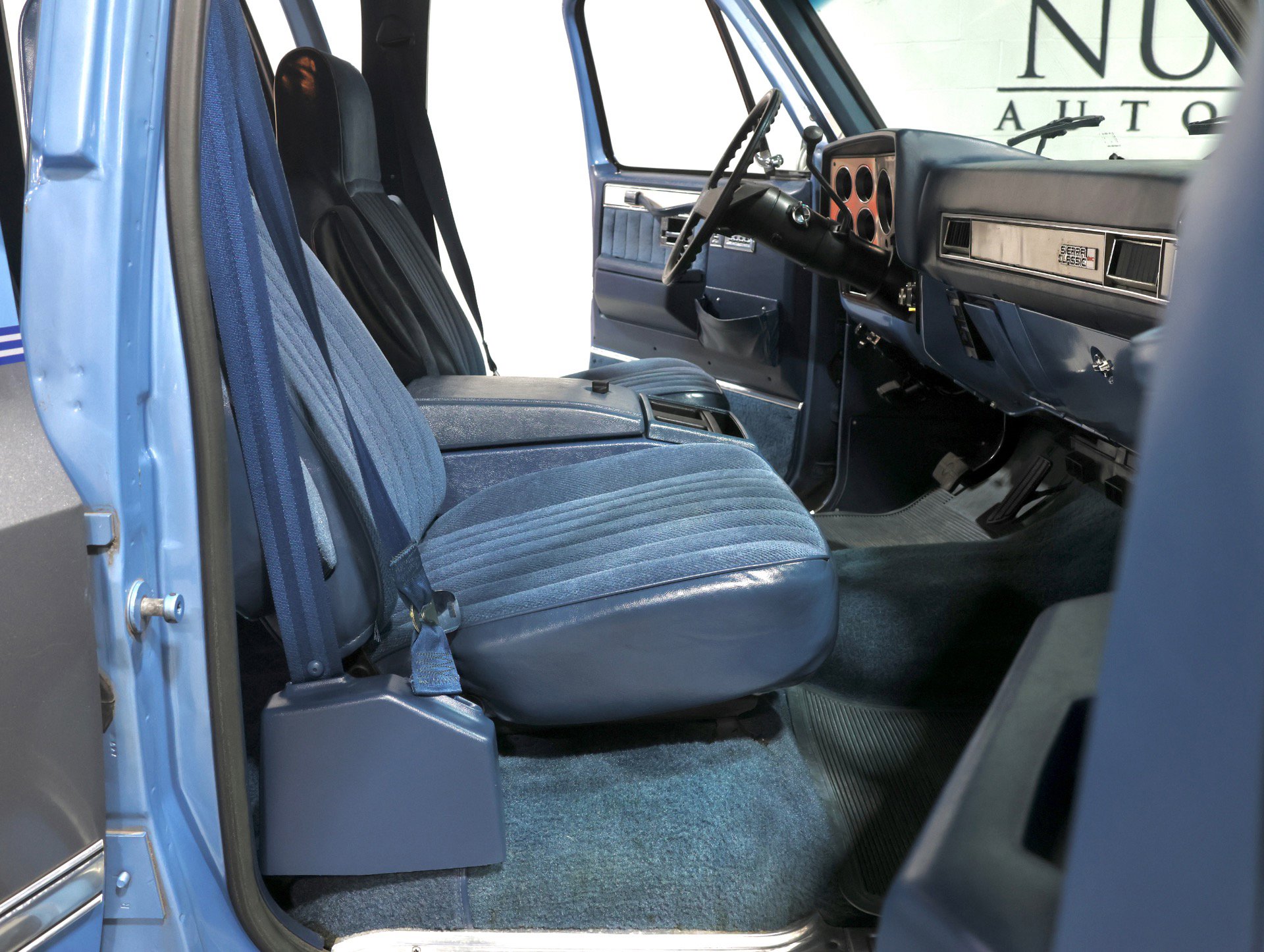 Used 1987 GMC Suburban 2WD image 34