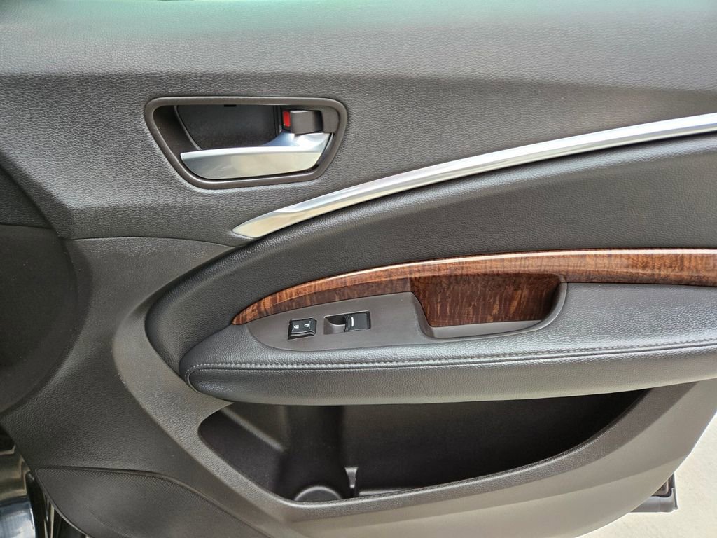 Used 2018 Acura MDX FWD w/ Technology Package image 22