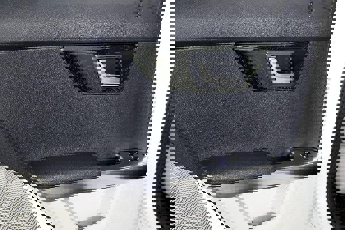 Used 2014 Mercedes-Benz GLK 250 BlueTEC 4MATIC image 36