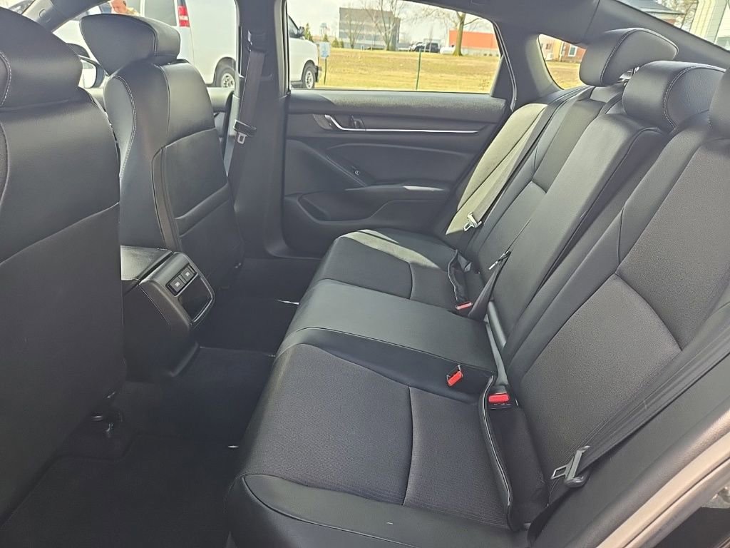 Used 2021 Honda Accord Sport image 25
