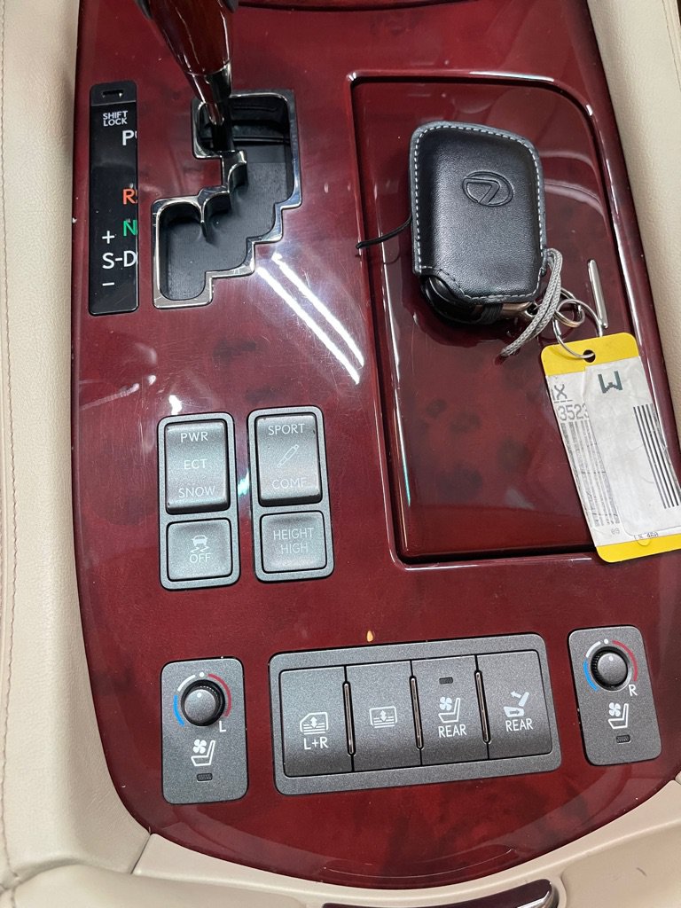 Used 2009 Lexus LS 460 L w/ Executive Class Seating Pkg RWD image 25