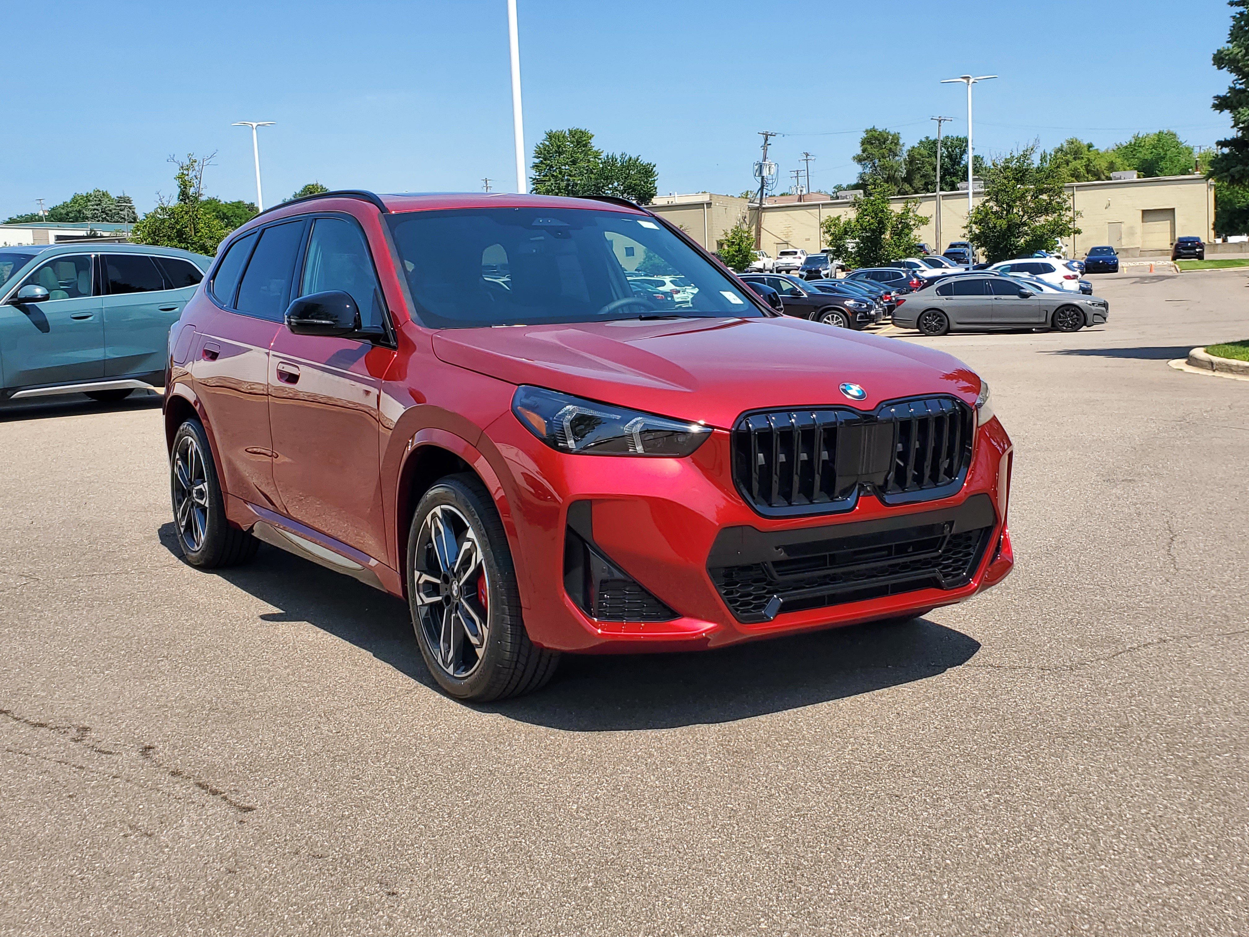 New 2026 BMW X1 xDrive28i w/ Technology Package AWD/4WD image 2