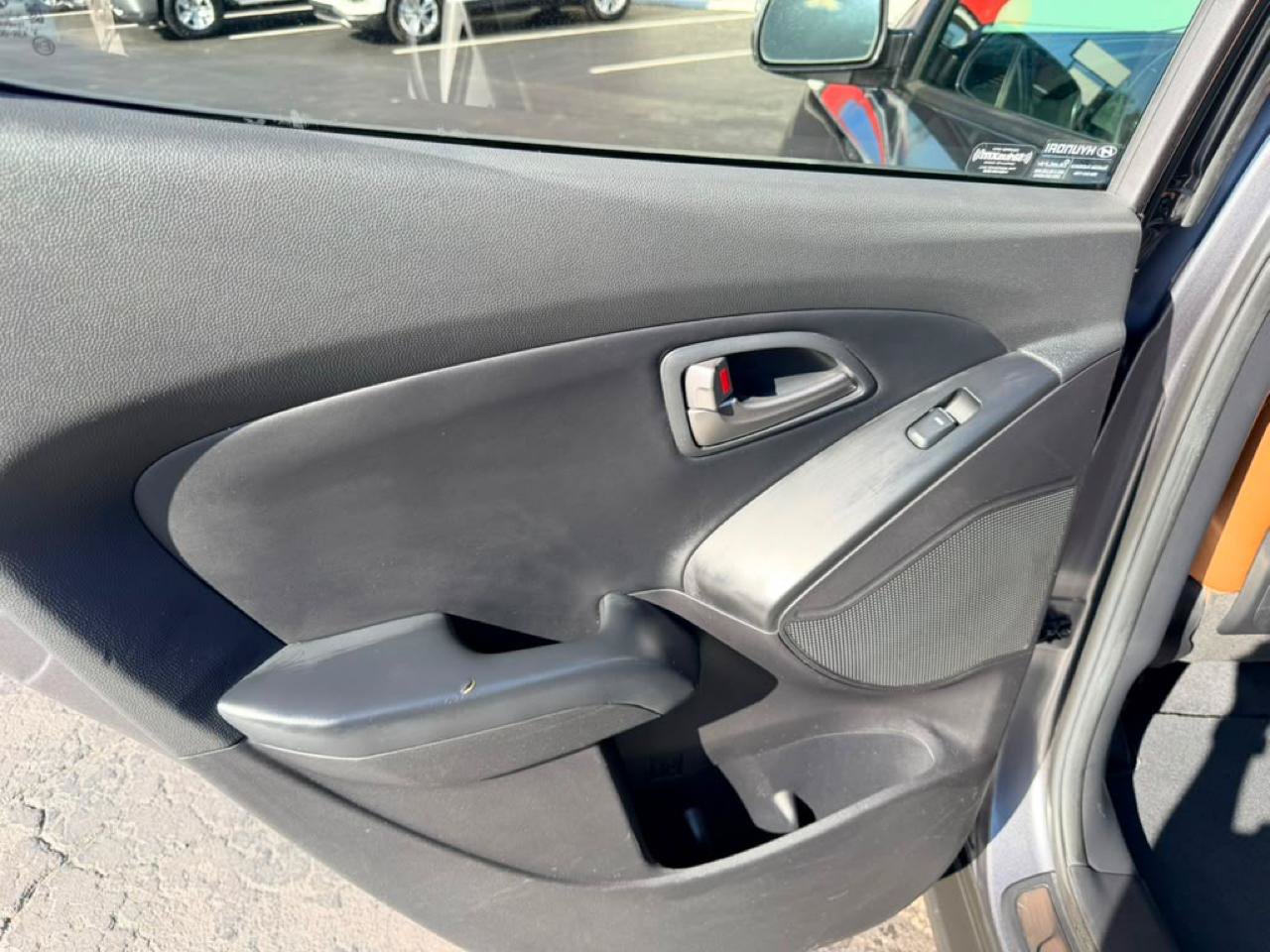 Used 2015 Hyundai Tucson Limited FWD image 34