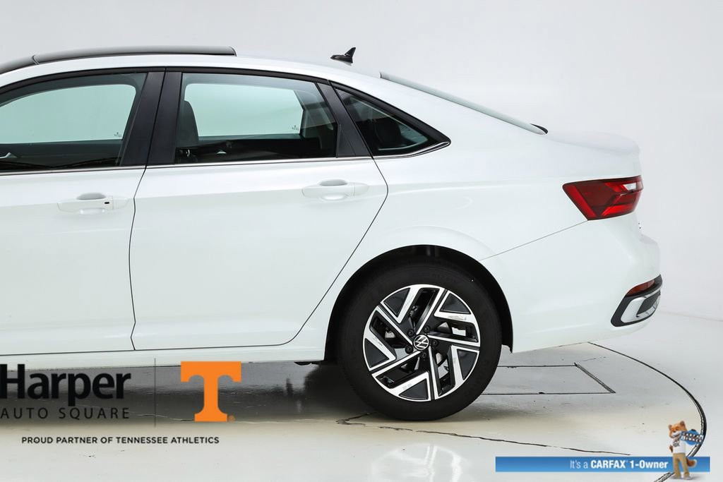Used 2024 Volkswagen Jetta SEL image 42