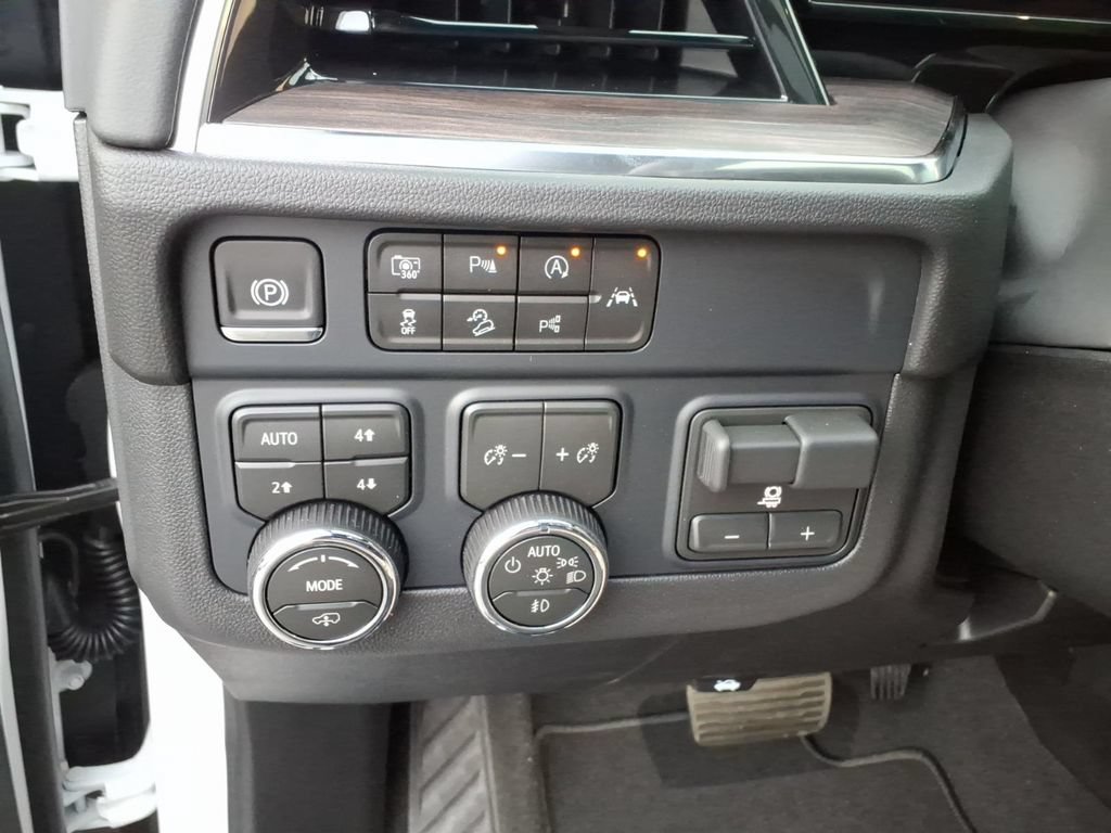 New 2026 Chevrolet Tahoe Z71 w/ Z71 Off-Road Package AWD/4WD image 25
