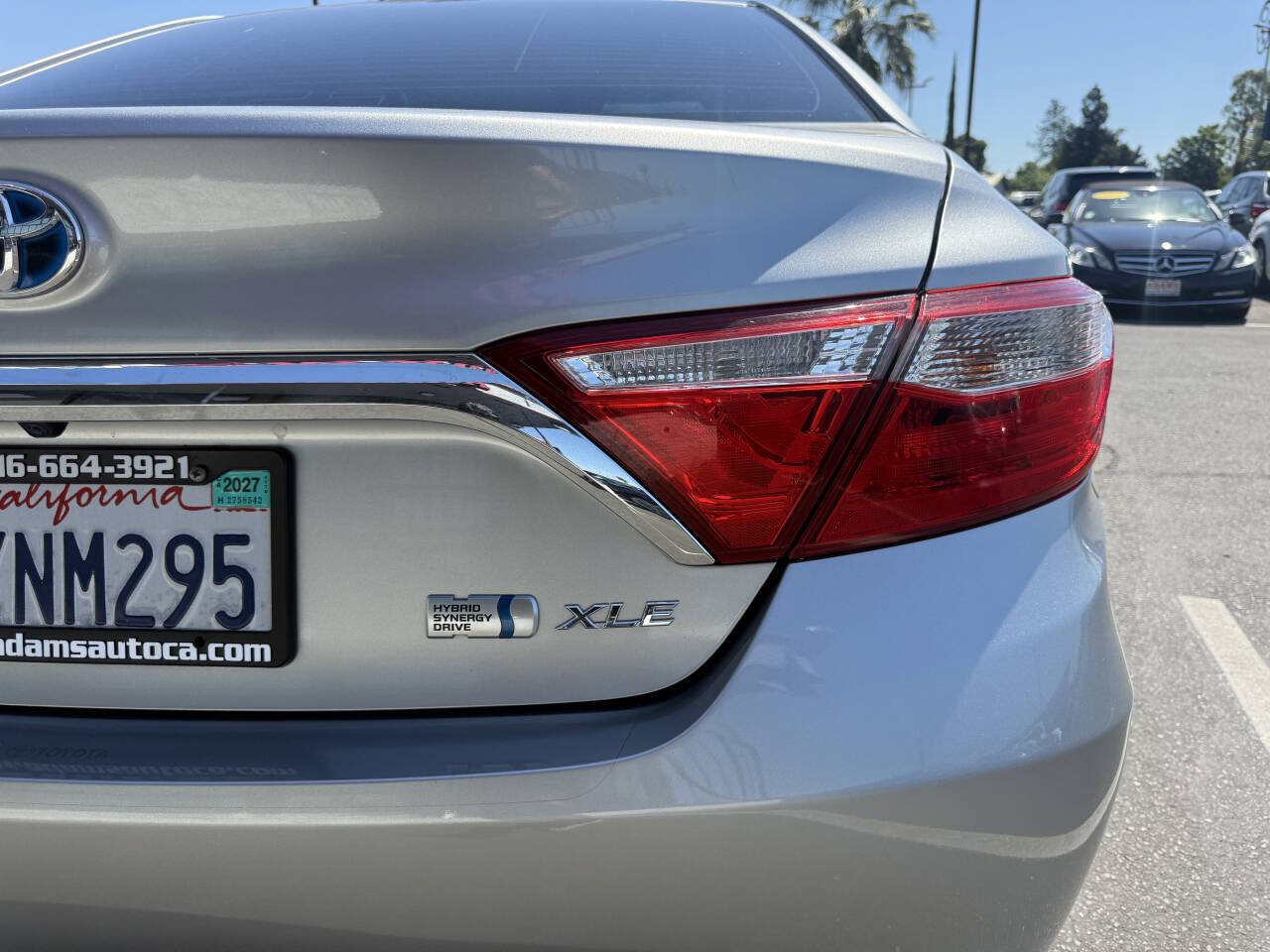 Used 2017 Toyota Camry XLE w/ Moonroof Package FWD image 28