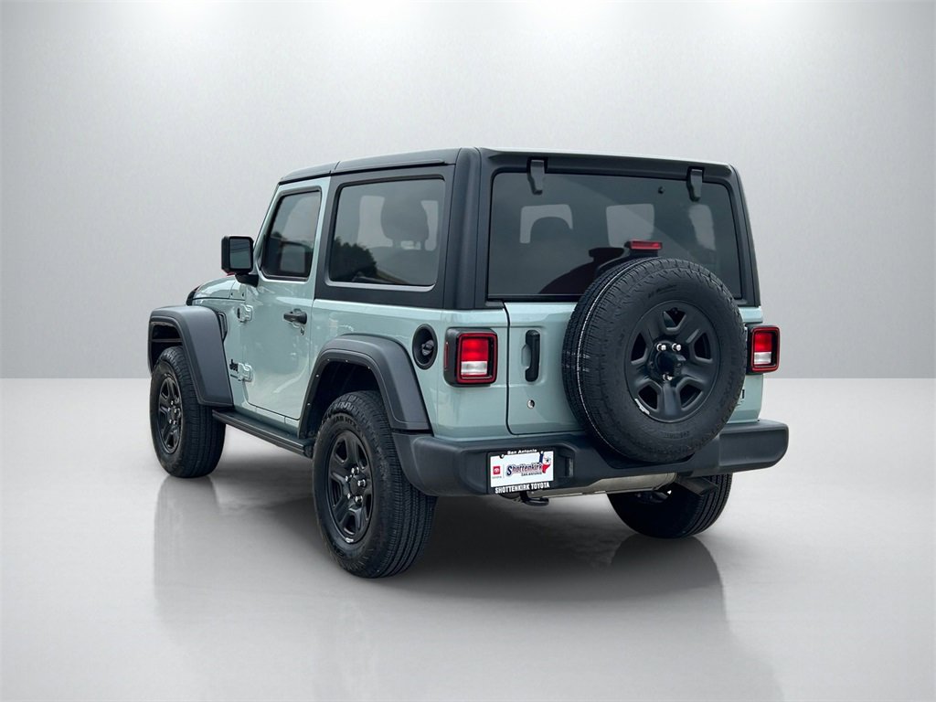 Used 2024 Jeep Wrangler Sport image 7