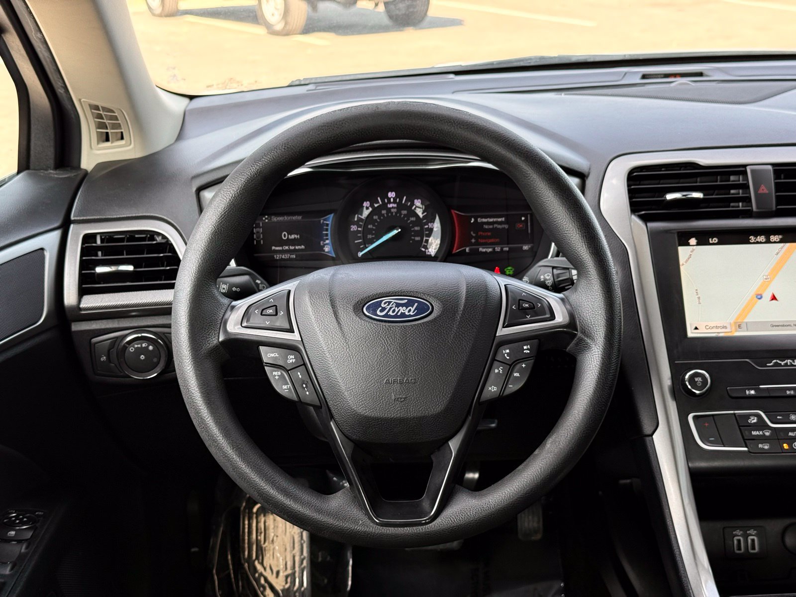 Used 2019 Ford Fusion SE FWD image 24