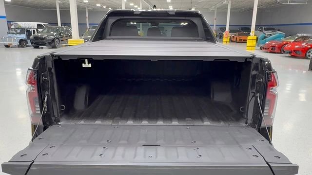New 2025 Chevrolet Silverado EV RST AWD/4WD image 9