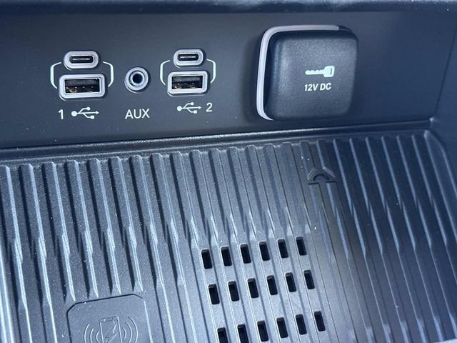 New 2026 Jeep Grand Cherokee Altitude AWD/4WD image 32
