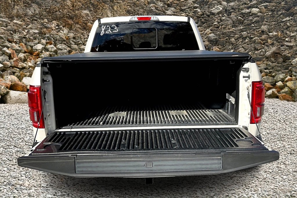 Used 2016 Ford F150 Lariat w/ Equipment Group 502A Luxury image 15