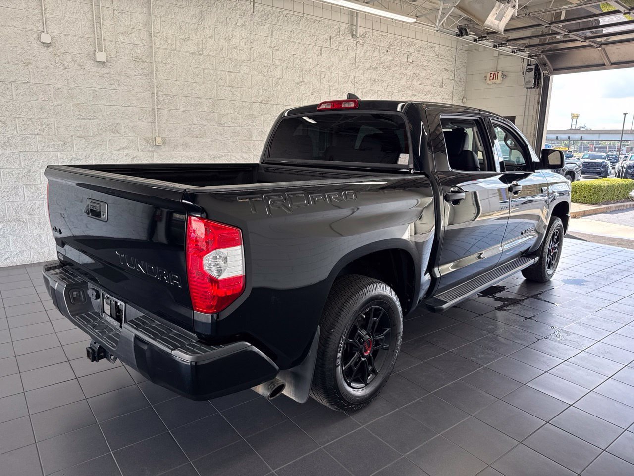 Certified 2021 Toyota Tundra TRD Pro AWD/4WD image 8