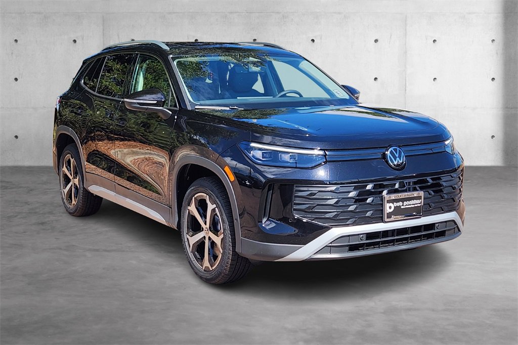 New 2025 Volkswagen Tiguan SE
