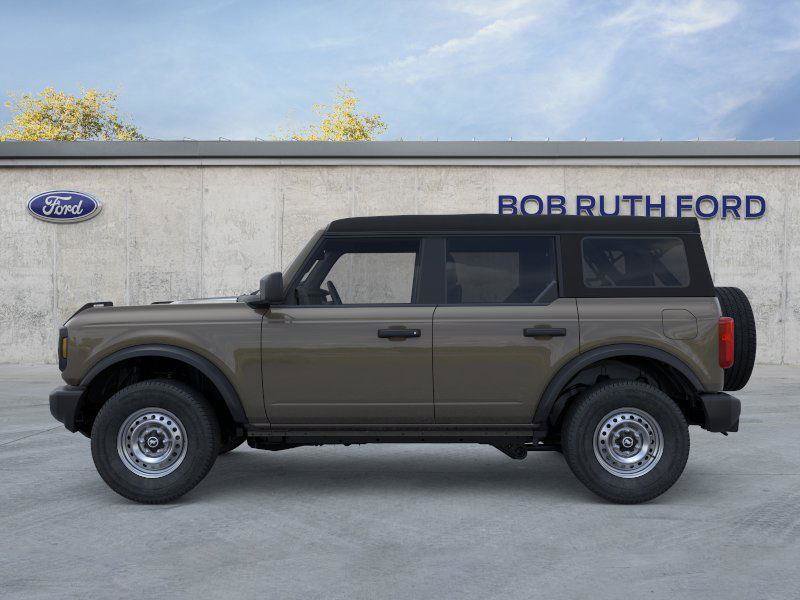 New 2025 Ford Bronco 4-Door image 4