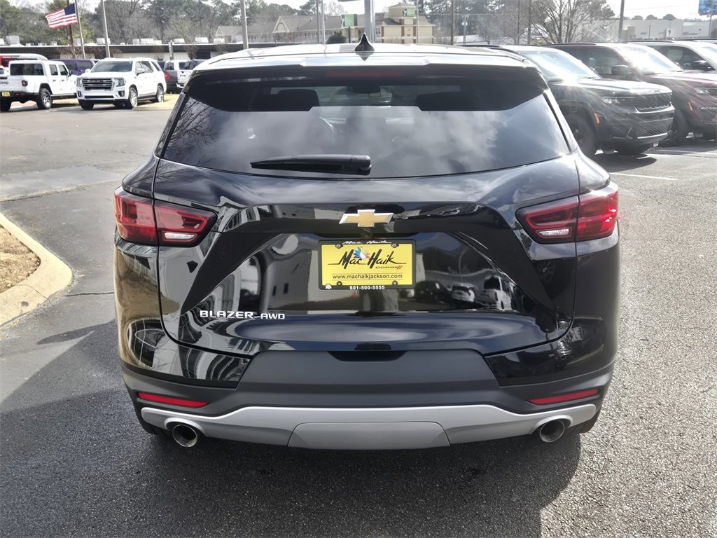 Used 2025 Chevrolet Blazer LT image 26
