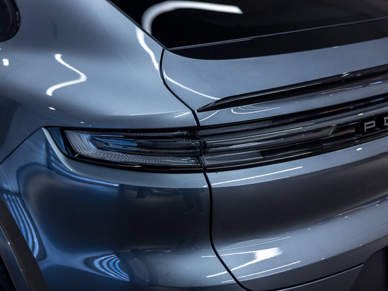 New 2026 Porsche Cayenne Coupe AWD/4WD image 26