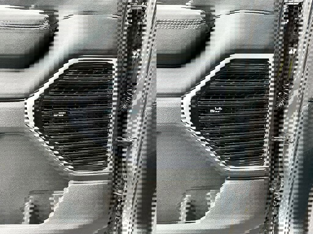 New 2026 Jeep Grand Wagoneer L Limited image 21