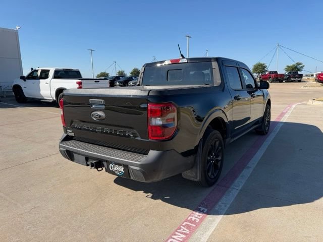 Used 2024 Ford Maverick Lariat w/ Black Appearance Package FWD image 3