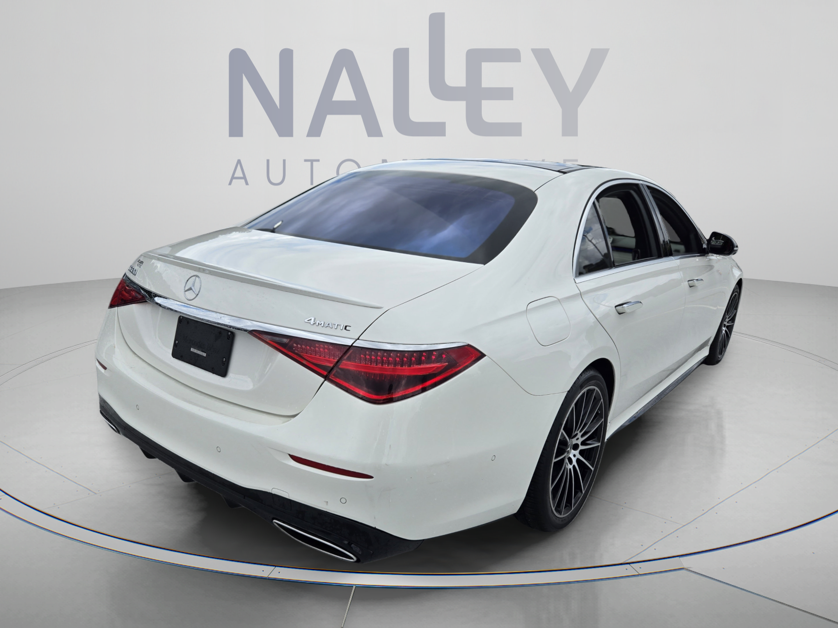 Used 2022 Mercedes-Benz S 580 4MATIC Sedan image 5