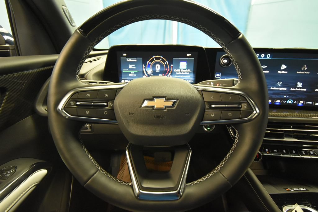 Used 2026 Chevrolet Traverse High Country w/ LPO, Floor Liner Package FWD image 11
