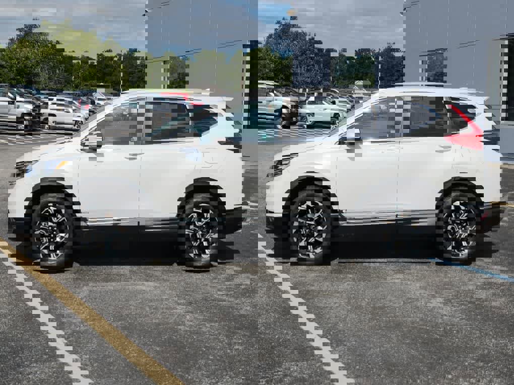 Used 2019 Honda CR-V Touring image 5