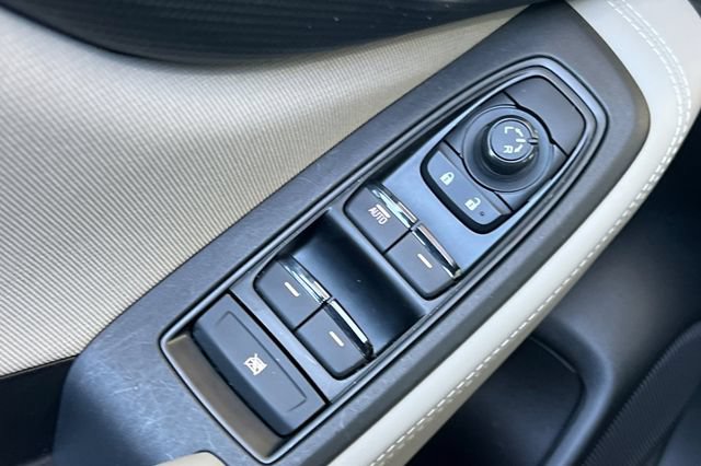 Used 2021 Subaru Forester AWD/4WD image 12