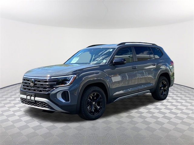 New 2026 Volkswagen Atlas Peak Edition image 1