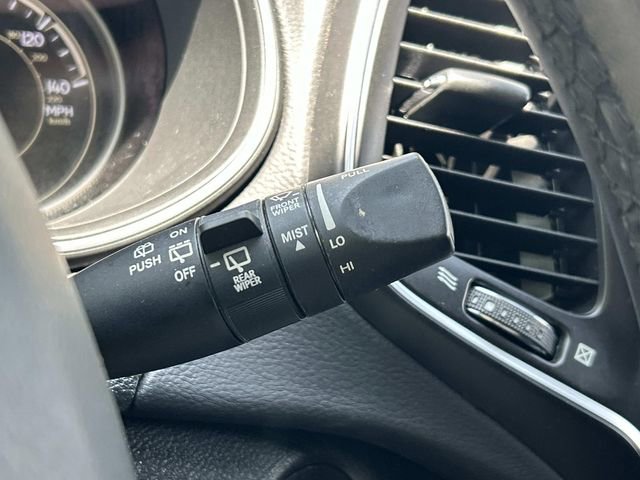Used 2022 Jeep Cherokee Latitude Lux w/ Mopar Interior Package FWD image 31